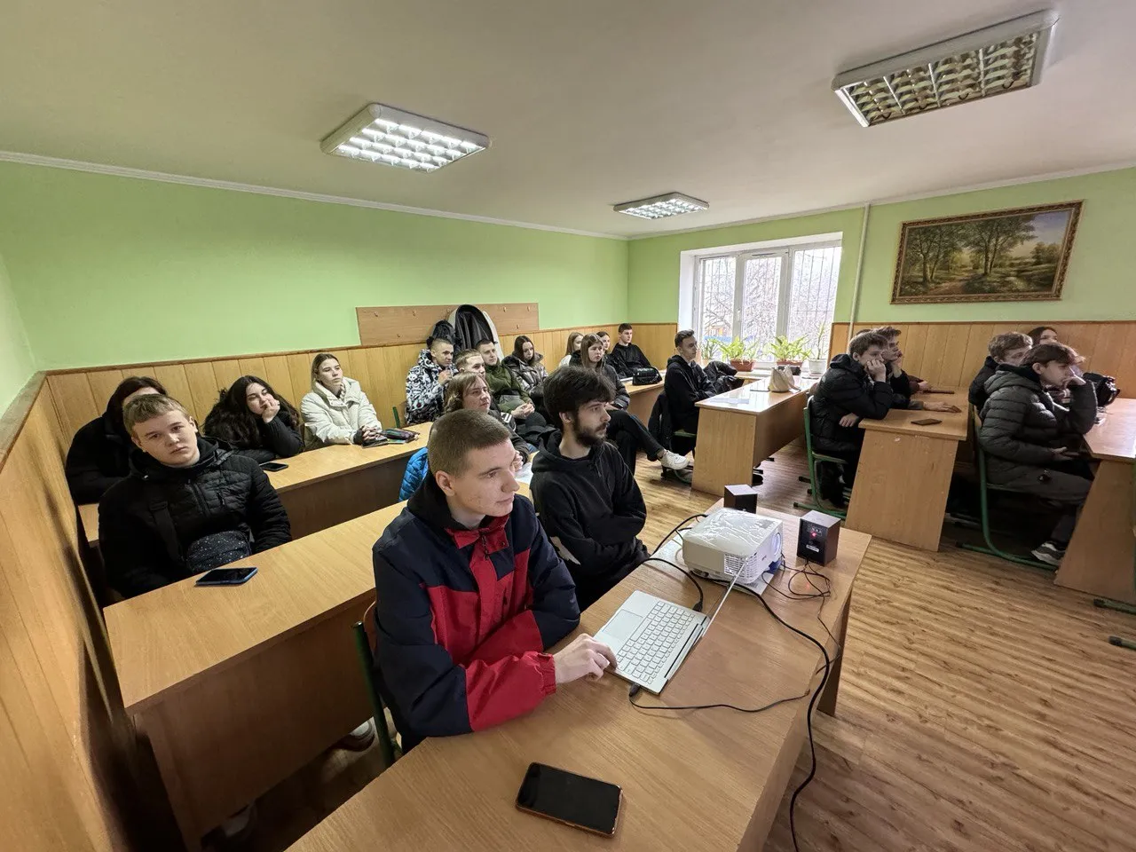 Експрес-курс «Опануй навички збору народного дрону FPV»