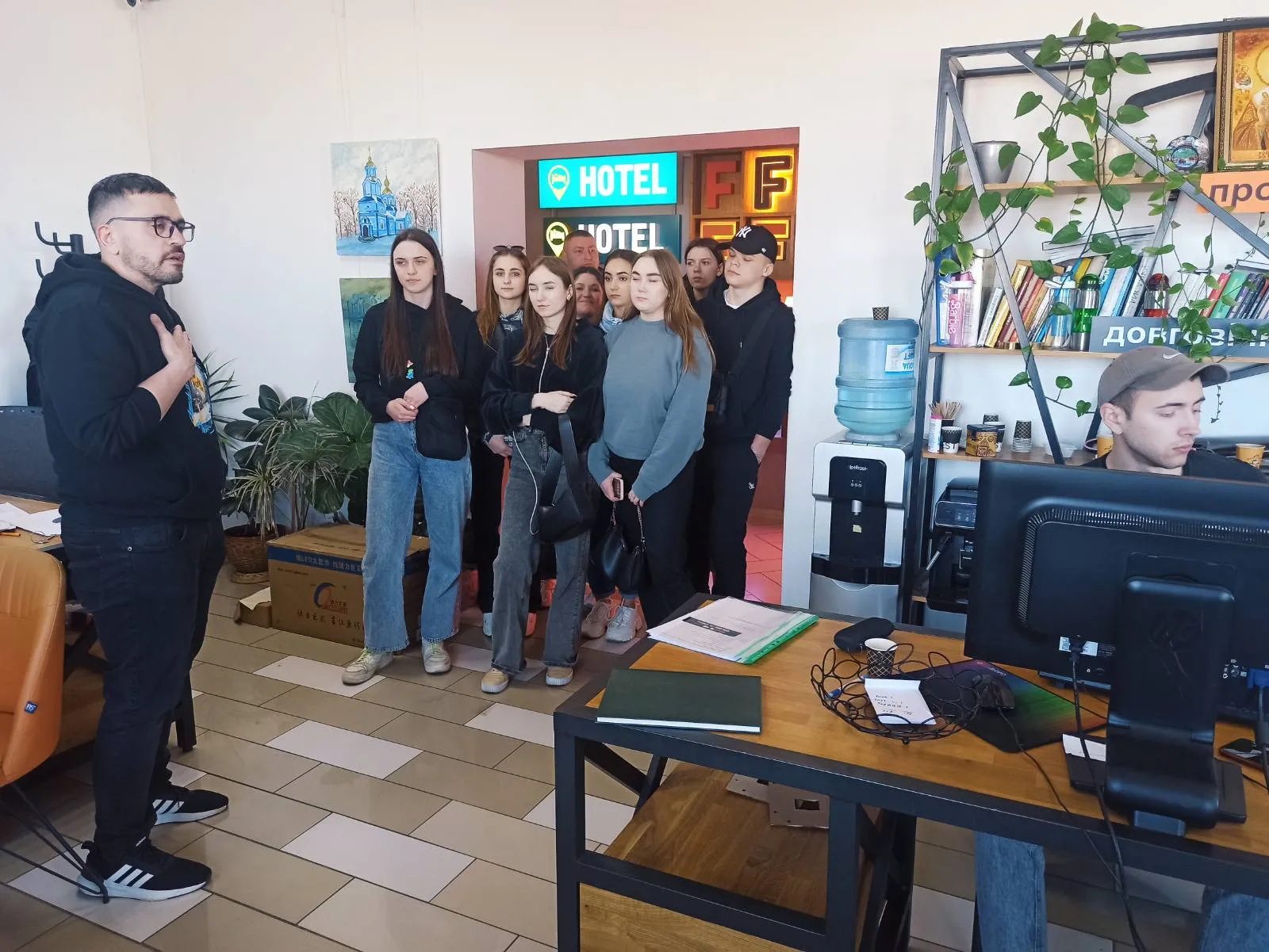 Екскурсія до рекламно-виробничої компанії «Артлайт»