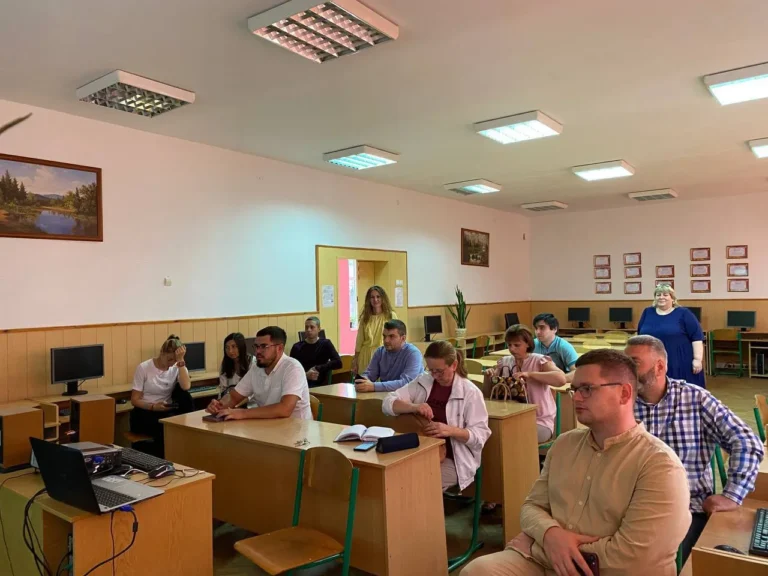 Нетворкінг з використання навчальної хмари LCloud для викладачів