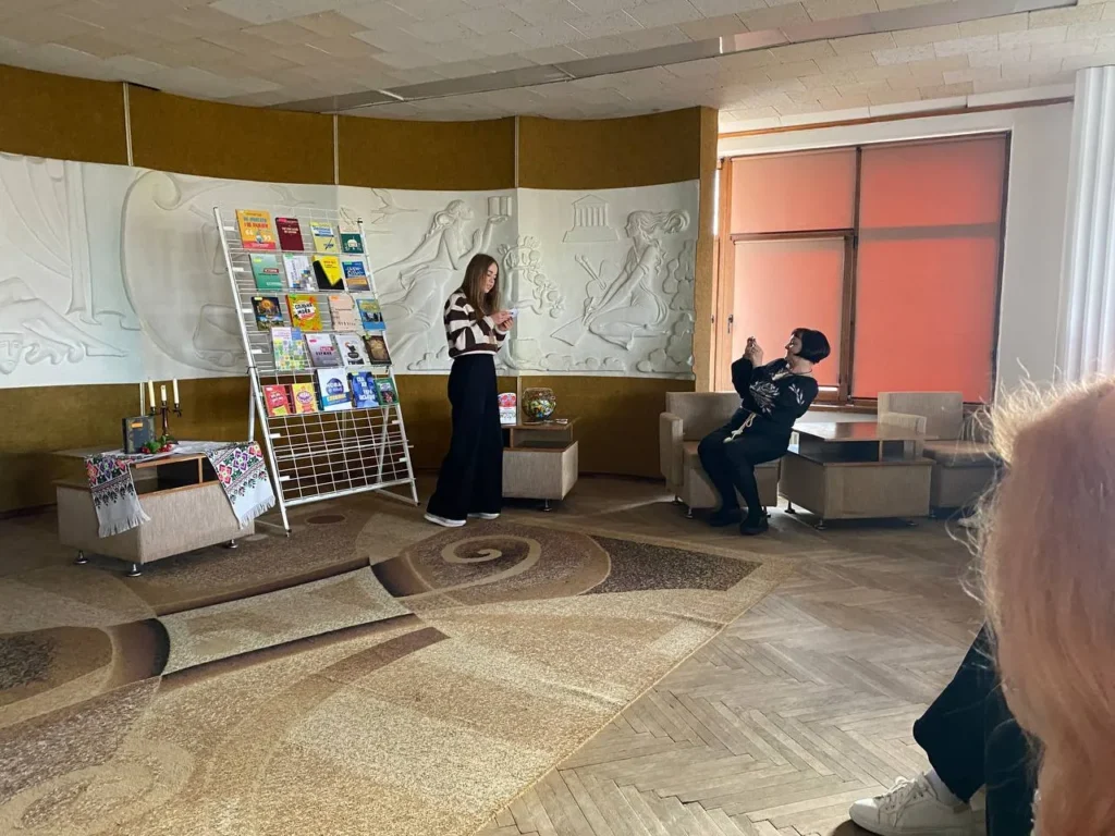 Споконвіку було слово