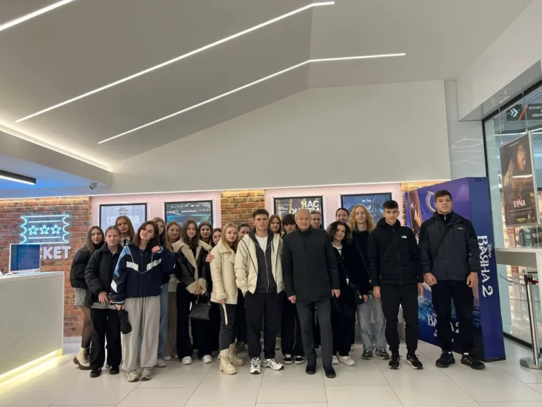 Перегляд фільму «Вовк. Страху нема.»